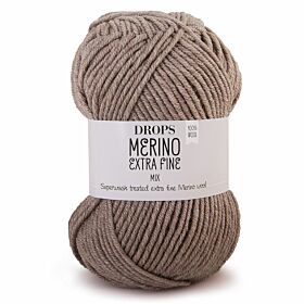 DROPS Merino Extra Fine Mix - 07 licht taupe / reebruin - Wol & Garen