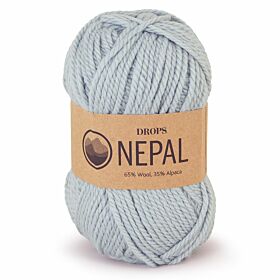 DROPS Nepal Uni Colour - 7120 lichtgrijs/groen - Wol & Garen